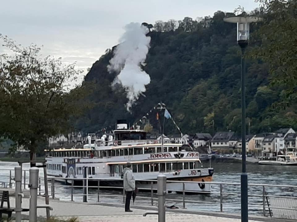 Das Loreley Weinstuebchen Sankt Goarshausen Exterior photo